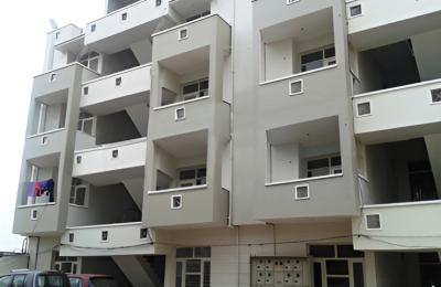 Aastha Apartment Badal Colony Zirakpur: Affordable 3BHK Apartments | Residential Projects in Zirakpur