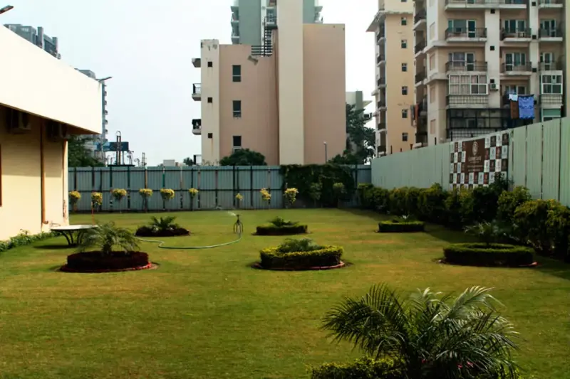 Golden Sand Apartments Zirakpur: Luxury High-Rise Residential Projects in Zirakpur