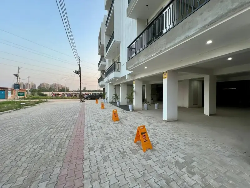 Golden Avenue - 3BHK Luxury Flats & Apartments