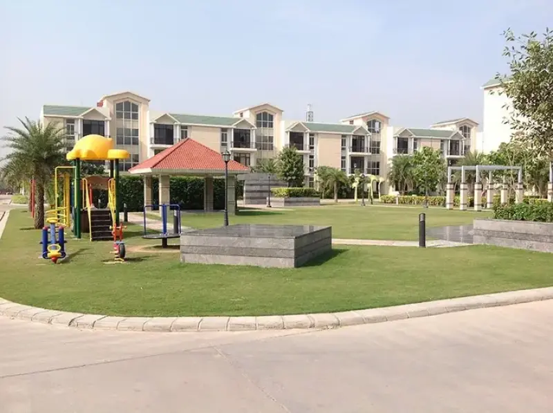 Omaxe Silver Birch New Chandigarh: 3 BHK & 4 BHK G+2 Independent Floors in Sector 83 Mullanpur