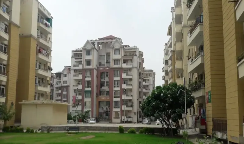 Pearls Nirmal Chhaya Towers Zirakpur: Luxury High-Rise Apartments in Best Residential Projects in Zirakpur