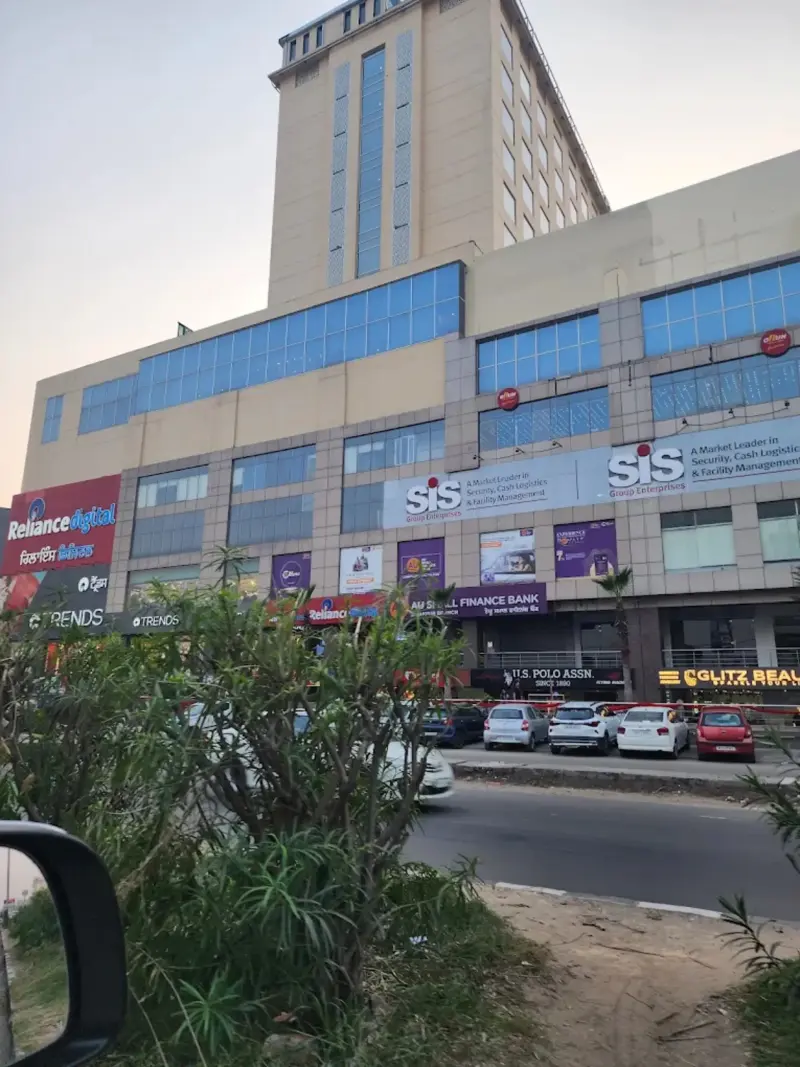 Raksha Business Centre Chandigarh-Ambala Highway Zirakpur | Commercial Spaces & Showrooms