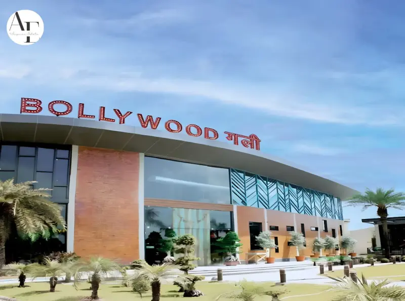 Bollywood Gully Chandigarh Royale City Zirakpur: Luxury Residential Projects in Zirakpur | 1-4 BHK Apartments, Villas