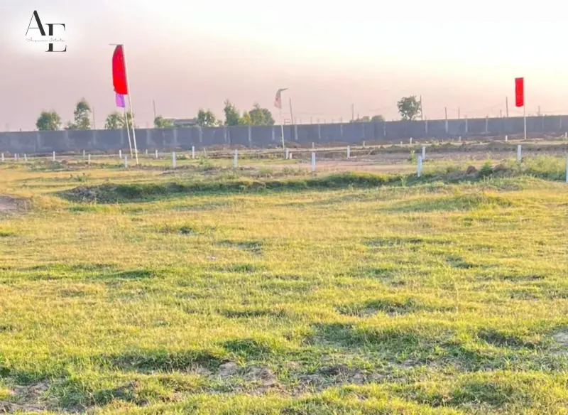 Chandigarh Aerotown Bazaar – High Visibility Society Shops in Sector 15, Derabassi