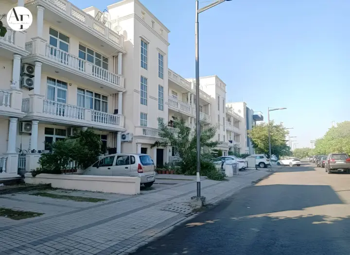 DLF Hyde Park Mullanpur New Chandigarh | Best Residential Projects in New Chandigarh | Luxury Villas & Floors