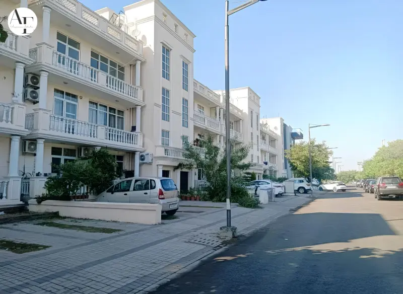 DLF Hyde Park Mullanpur New Chandigarh | Best Residential Projects in New Chandigarh | Luxury Villas & Floors