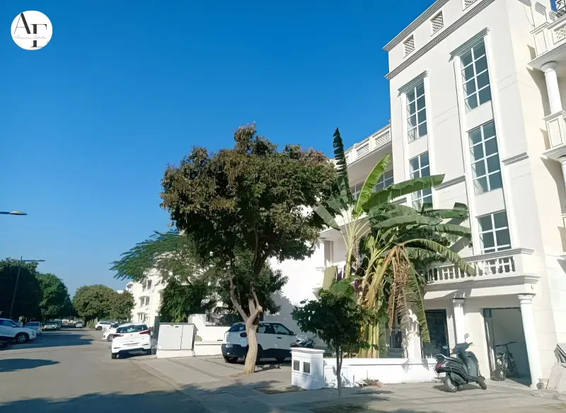 DLF Hyde Park Mullanpur New Chandigarh | Best Residential Projects in New Chandigarh | Luxury Villas & Floors