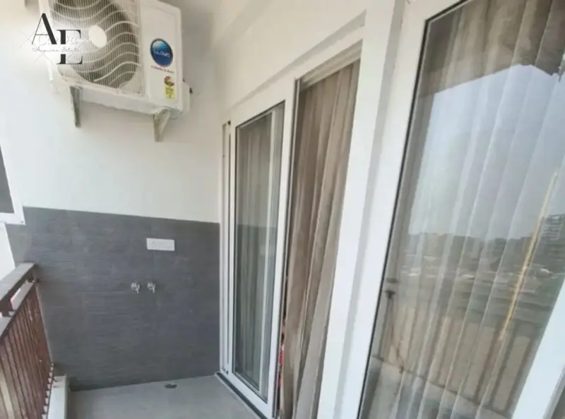 Golden Castle – 3 BHK Flats in Zirakpur, Adjoining Aerocity