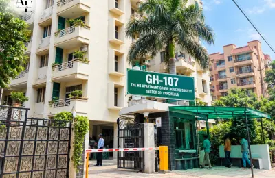 Front Gate of The HB Apartment Group Housing Society, Sector 20, Panchkula