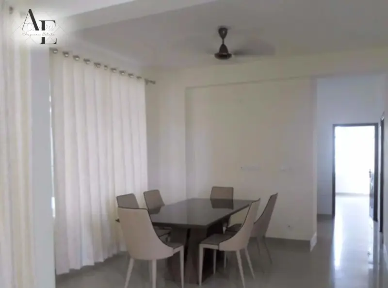 Green Valley Towers – Old Kalka-Ambala Road, Zirakpur, 3 BHK and 5 BHK Luxury Residences