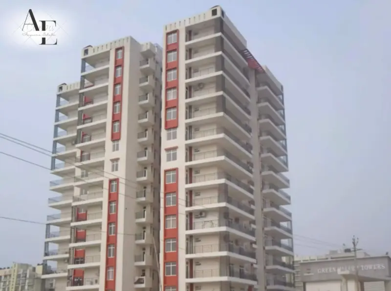 Green Valley Towers – Old Kalka-Ambala Road, Zirakpur, 3 BHK and 5 BHK Luxury Residences
