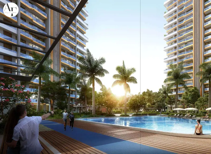 Swimming pool amenity at Noble Aurellia residential project