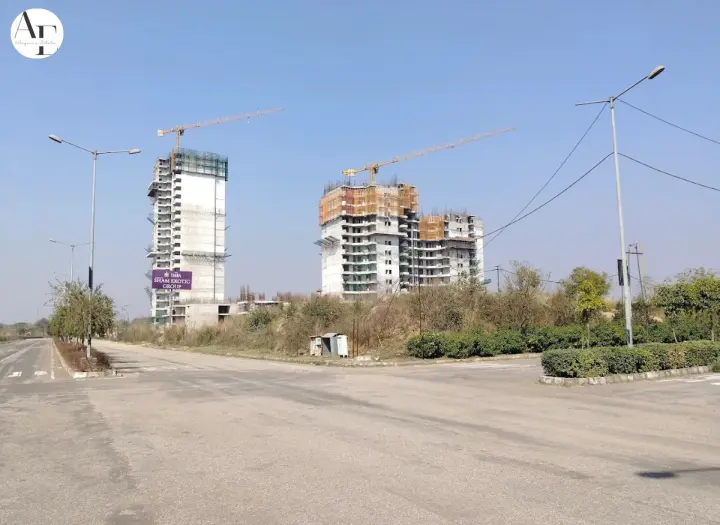 Roadside Tiara New Chandigarh 4 & 5BHK Flats